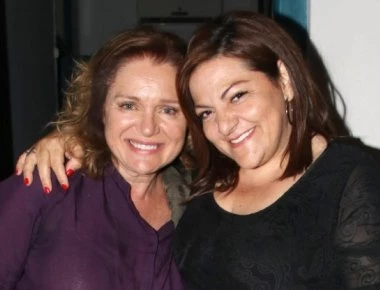 Βίκυ Σταυροπούλου - Μαρία Καβογιάννη: Διακοπές παρεούλα στη Μάνη (φωτό)